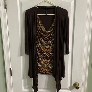 Allie & Rob Large 3/4 sleeve cardigan/blouse layered look.